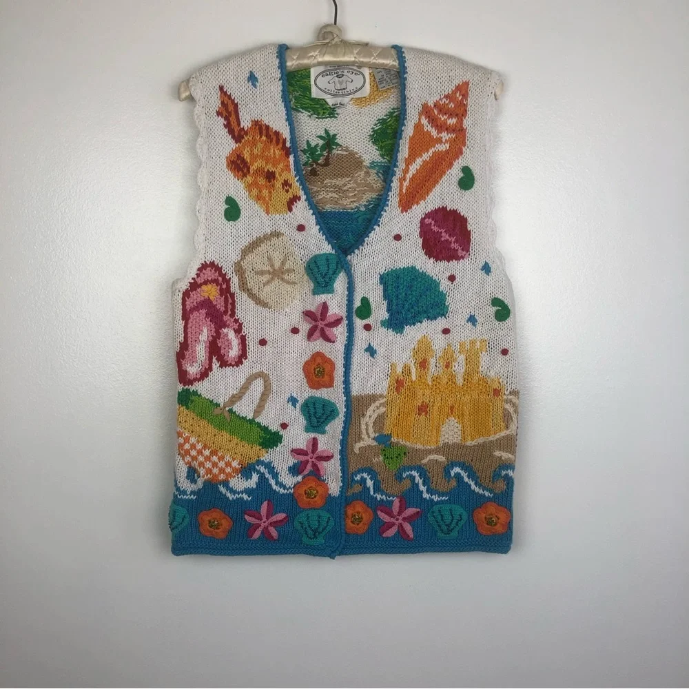 EAGLE’S EYE Collectables Crochet Sweater Vest - Picture 7 of 8